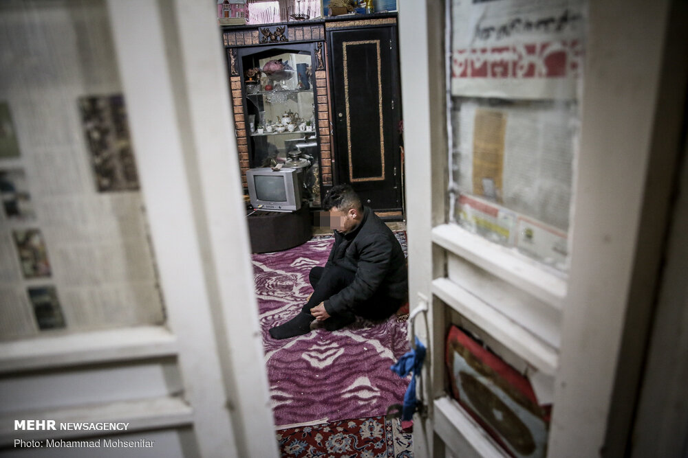 تصویر عکس| جمع آوری و پلمپ خانه های مجردی در تهران