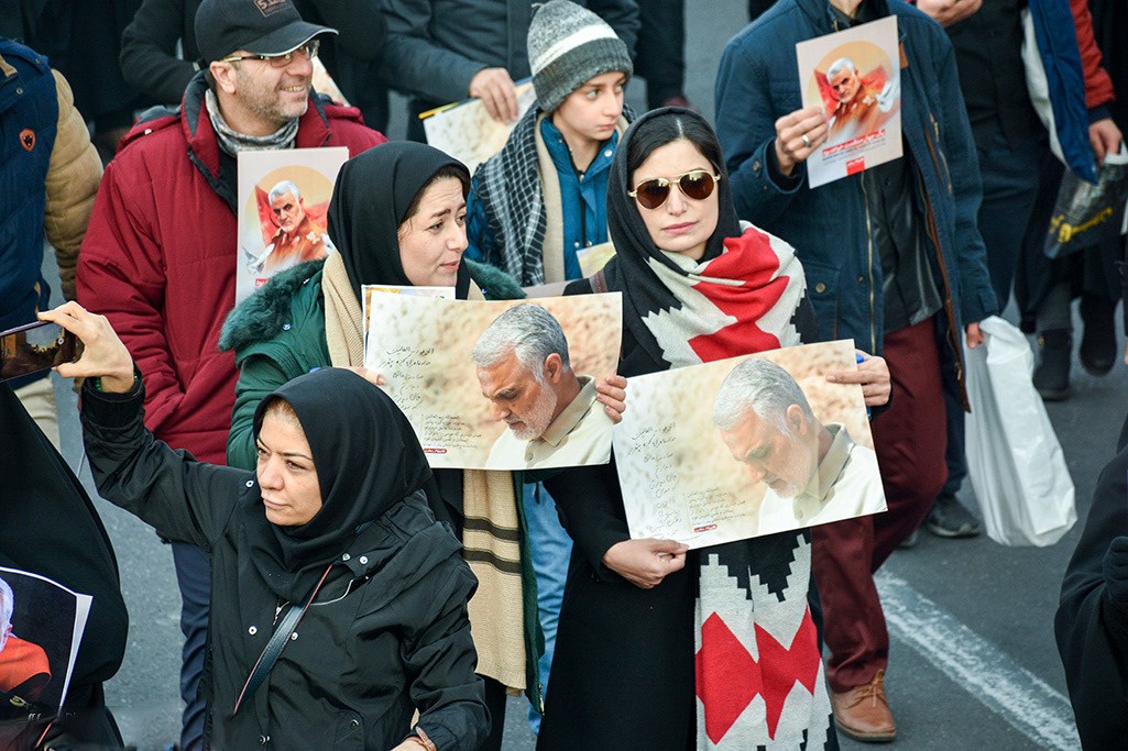 تصویر عکس| وداع مردم پایتخت با سردار دل ها