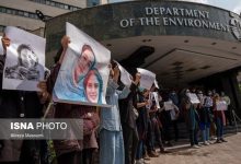 تصویر روزنامه‌نگاران معترض: مرگ دو روزنامه‌نگار نشانه‌ای‌است از کار ارزان‌شده و بدون بیمه‌ی بسیاری از کارگران