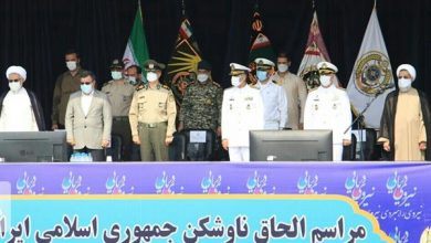 تصویر ناوشکن دنا و مین شکار شاهین به ناوگان نیروی دریایی ارتش جمهوری اسلامی ایران ملحق شدند
